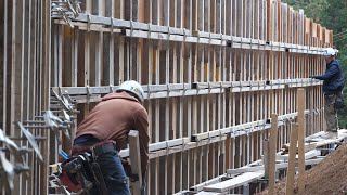 災害を防ぐ巨大コンクリート壁の建設プロセス。日本の型枠構築技術と職人の技。【巨大擁壁の構築に挑んだ男たちの記録 -Part.2- 】