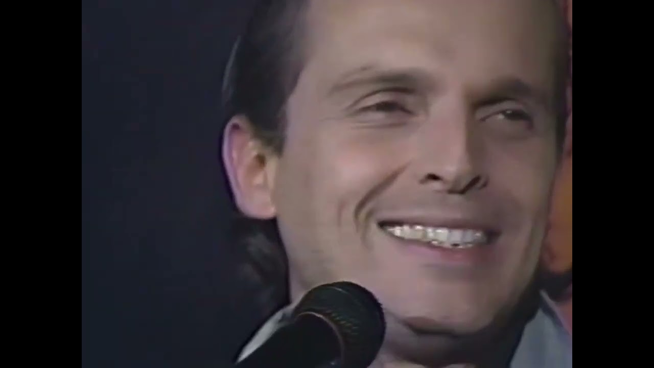 Miguel Bosé 