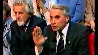 картинка: Женя Белоусов в программе 