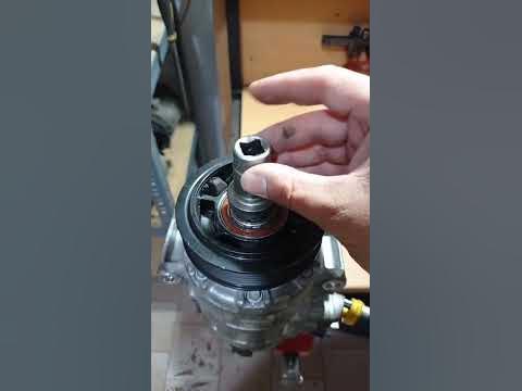 AC compressor clutch broken Denso #repair #accompressor #denso #audi #