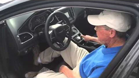 42904-2015 Chrysler 200 second challenge-Phil Edmu...