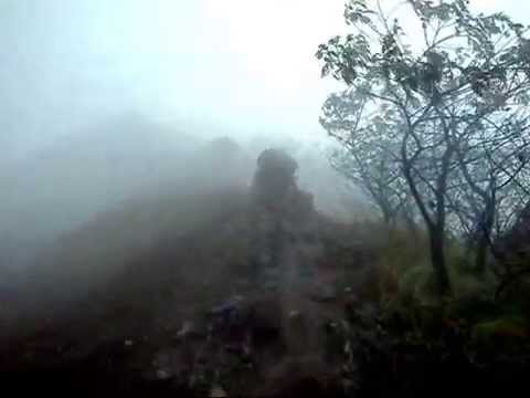 Badai Gunung Penanggungan - Mencetak jejak  Doovi