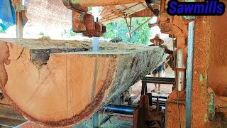 Sawmill//memotong batang pohon kayu besar menjadi bahan papan 2x20x4