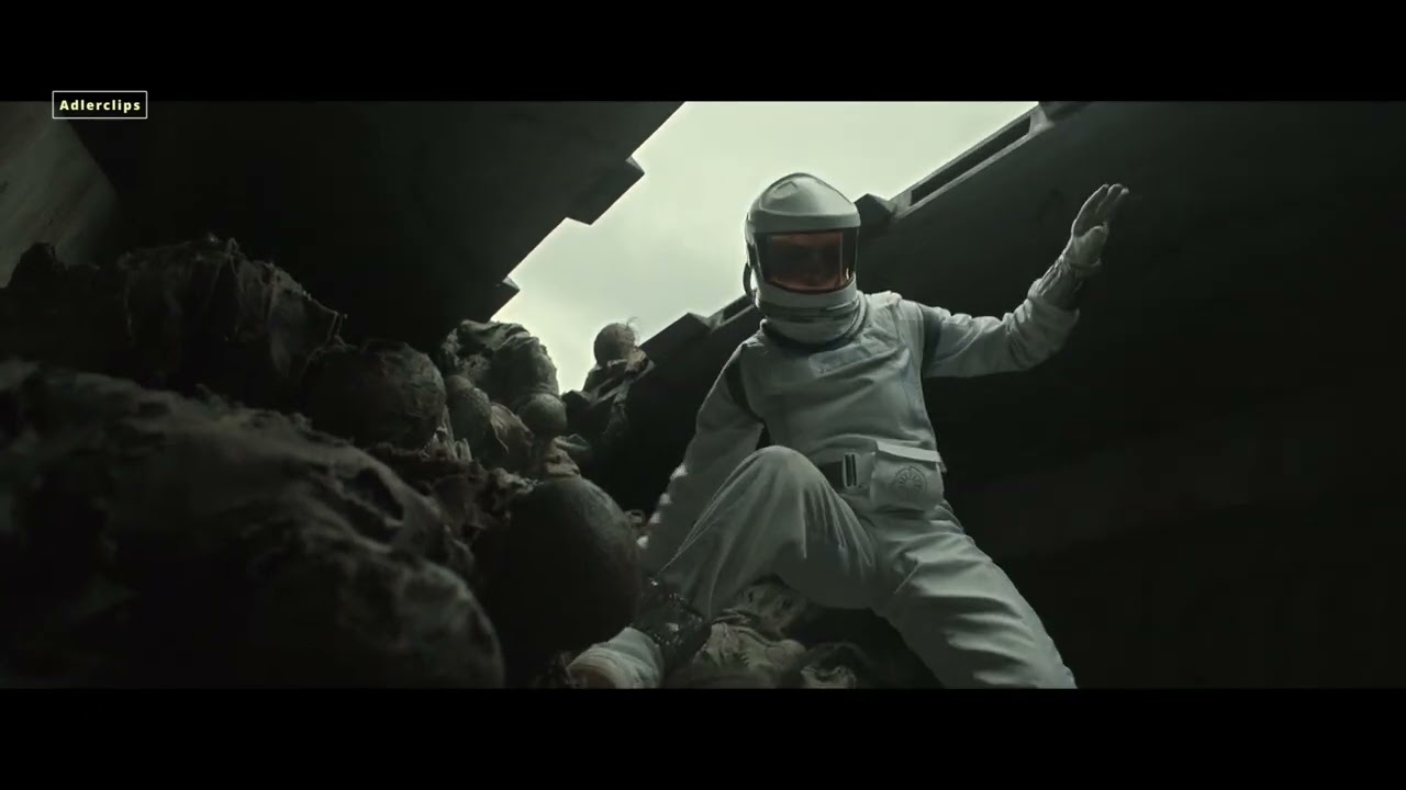 SiloTV Series 2023–  best scene : entering the second silo.