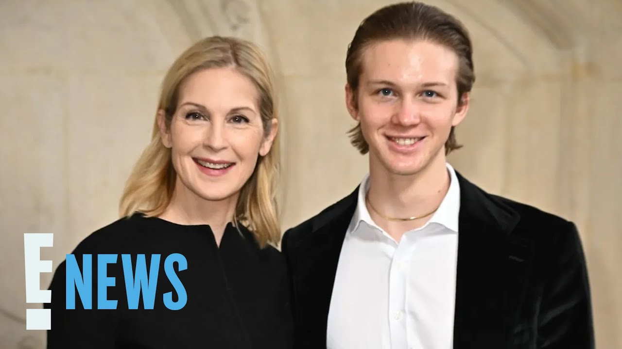 Kelly Rutherford & Son Make Joint Appearance for First Time in 10 Years | E! News