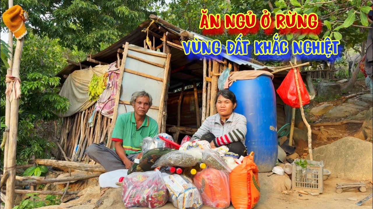 LỤM RÁC kiếm cơm, 2 VỢ CHỒNG trú ẩn ở rừng, ăn KHOAI MÌ để tồn tại ...