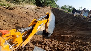 JCB Backhoe Loader Making Drain - View From Operator Cabin - Real Dozer Video