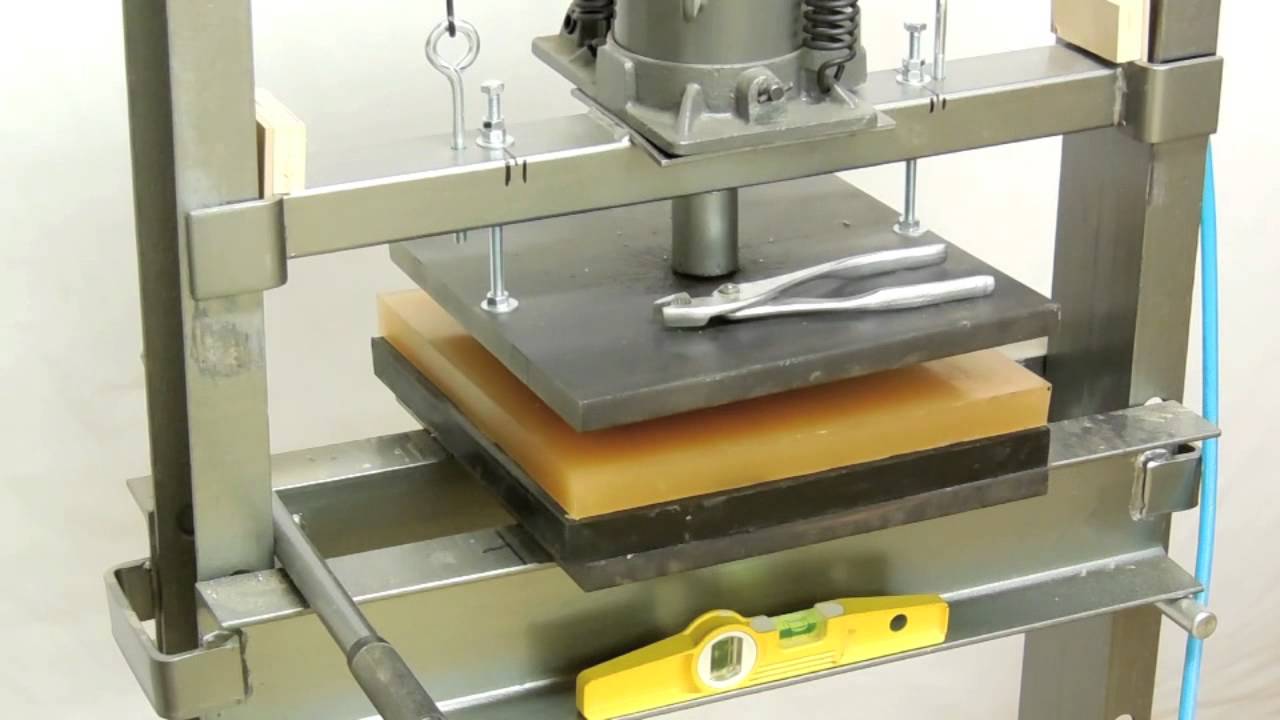 Bearhawk Patrol - Part 4: Aileron and flap nose ribs