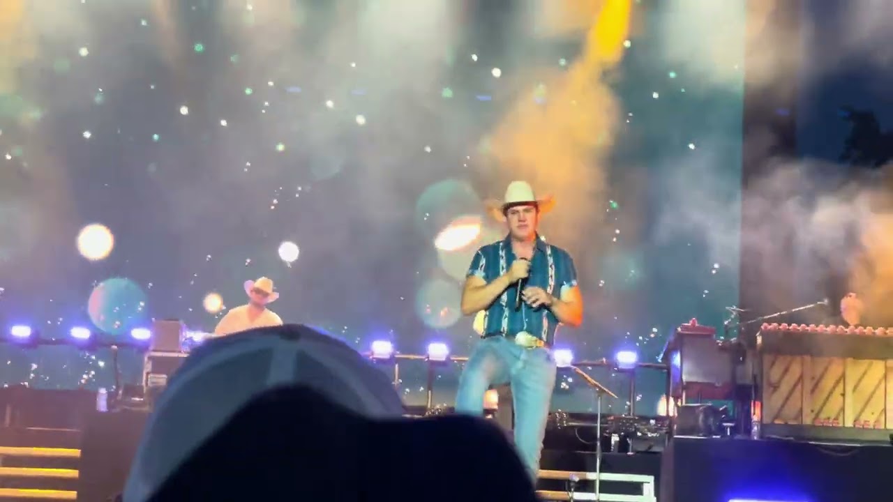 Jon Pardi Beer Can’t Fix Boise Albertson’s Open, Boise, Idaho