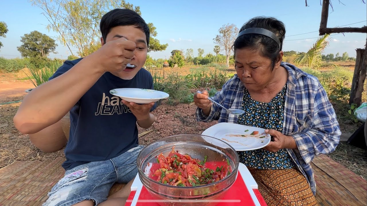 ลาบมะเขือเทศ เมนูนี้ใครเคยลองบ้าง | อร่อยนัวร์