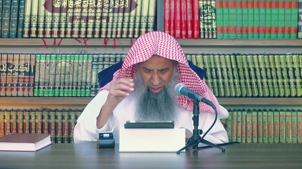 ما حكم طلب العلم عبر الإنترنت على المذهب الحنبلي وحكم الهجرة خوفاً على الدين؟