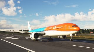 beautiful landing of a KLM boeing 777 airplane