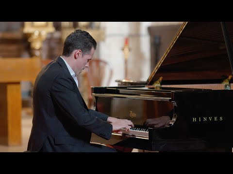 Eduardo Frías, elegancia y técnica para interpretar a Chopin, Liszt, Schumann y Brahms