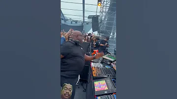 Dj Carl Cox With Banger Festival Techno Housemusic Carlcox Dj Rave Banger 
