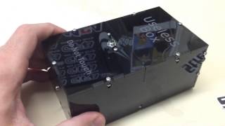 THE USELESS BOX! From uselessbox.net