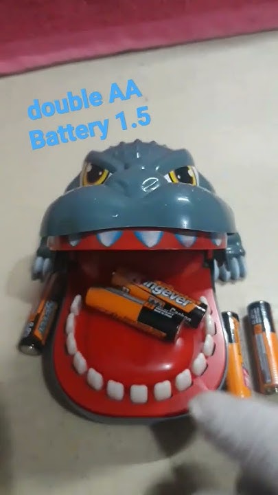 crocs-eating-a-2-battery-double-aa-1-5-kingever-brand-shortvideo