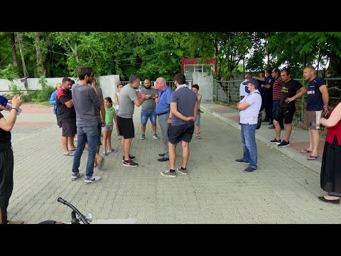 მოსახლეობის პროტესტი და  ქობულეთის მერის პასუხი