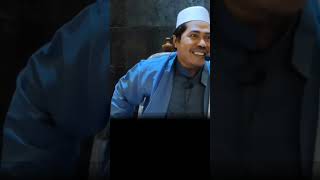 Hukum Menggerakkan Jari Telunjuk Saat Tasyahud | KH Fakhruddin Al Bantani