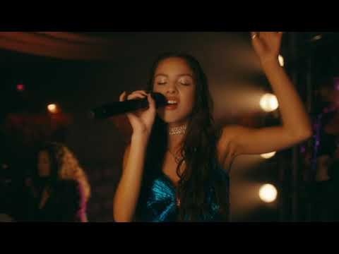 Olivia Rodrigo – jealousy, jealousy (live from SOUR prom)