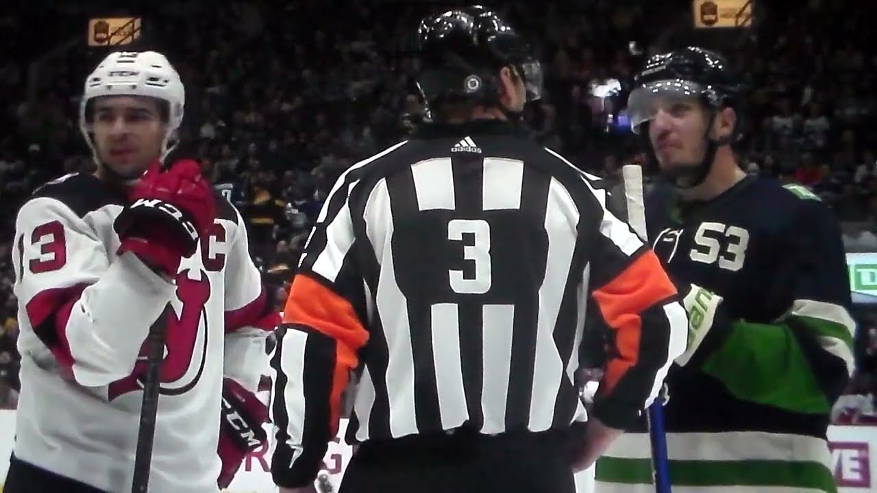 Miles Wood vs. Luke Schenn, November 01, 2022 - New Jersey Devils vs.  Vancouver Canucks : r/hockey