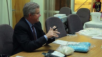 🔌 Understanding ESD (Electrostatic Dissipative) Products and Their Crucial Role in Cleanrooms! ⚡