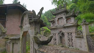 The Ancient Chinese House is Connected to the Tomb, So Luxurious!