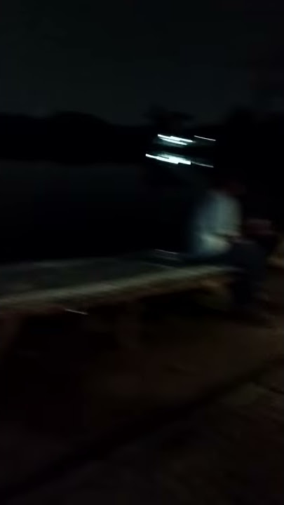 Ngopi dipinggir jalan