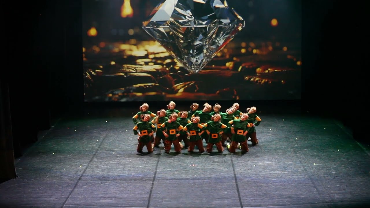 Todes Riga 29 JUN 2024 24 Smile Gnomiki