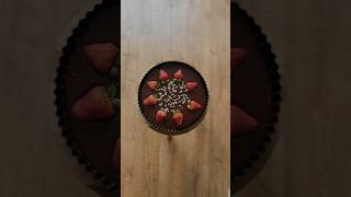 Easy to make Cake (No-Bake Strawberry Chocolate Tart)