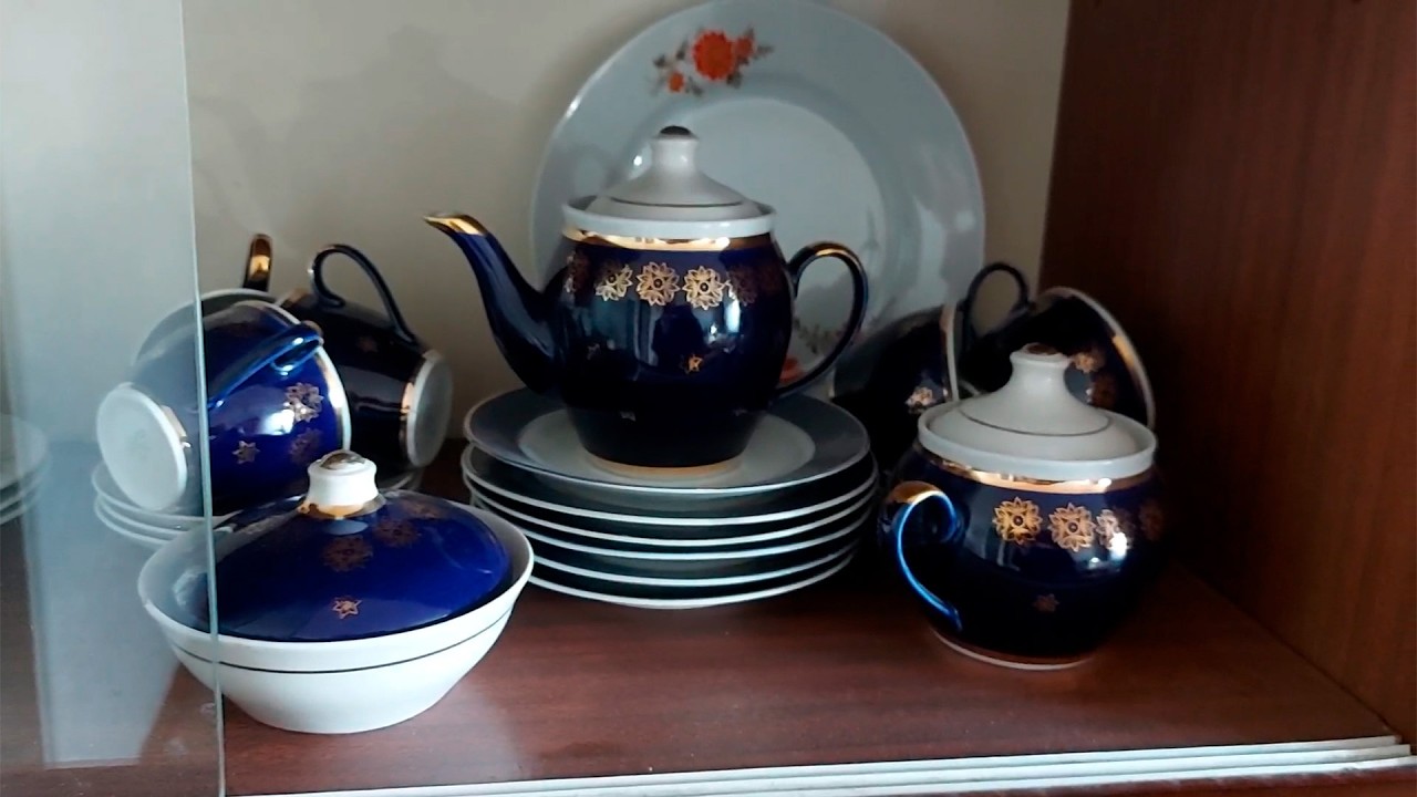 🗄Старая секция бабушки с посудой#фарфор#стараяпосуда#сервиз