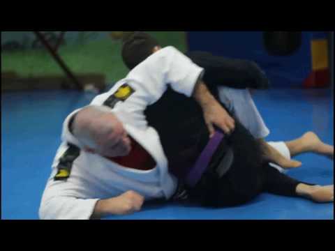 Inverted Half Guard to Mount