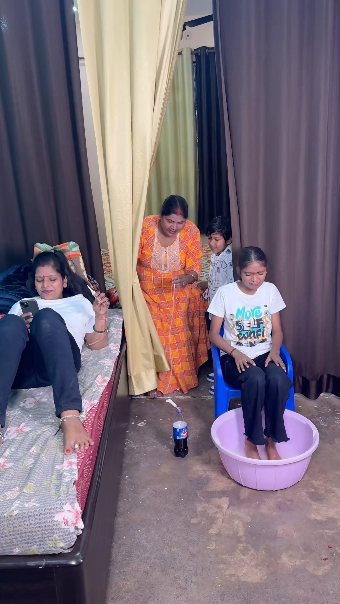 Dadi ki chalaki bhari pad gayi ?? #shorts #funny #prank #comedy #ytshorts #funnyvideo #comedyshort