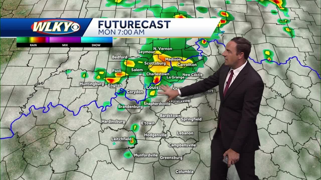 Rounds of showers and storms on Monday - YouTube