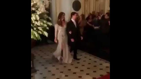 Madrinha Ivete Sangalo entrando no casamento de Preta Gil e Rodrigo Godoy