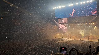 Download Lagu Shawn Mendes in Amsterdam - In My Blood | On The Road Again 250820 MP3 Download Lagu Shawn Mendes in Amsterdam - In My Blood | On The Road Again 250820 MP3