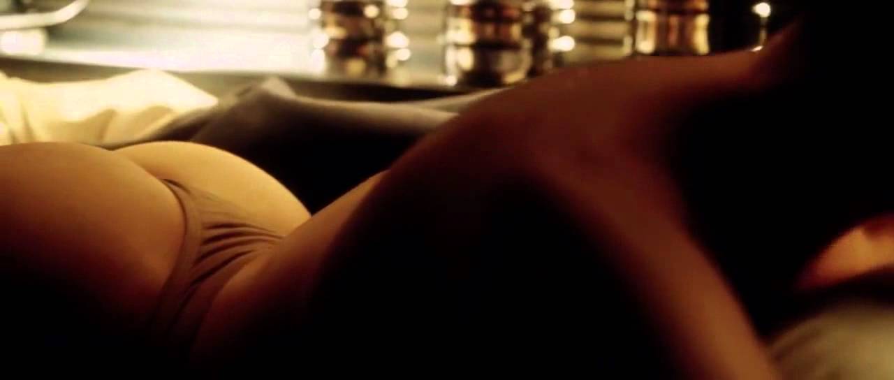 Alien Resurrection Sex Scene 65