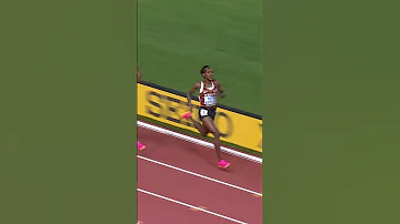 Crazy Last Lap From Faith Kipyegon In 5000m Final Athletics Worldathleticschampionships Kenya 