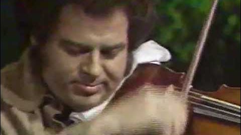 Itzhak Perlman - Fiddlers Three (first piece)