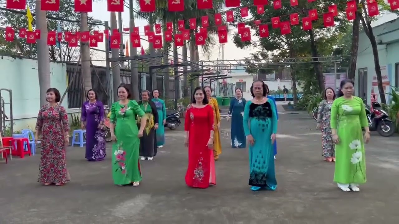 DS 6/6  : Như có Bác Hồ trong ngày vui đại thắng