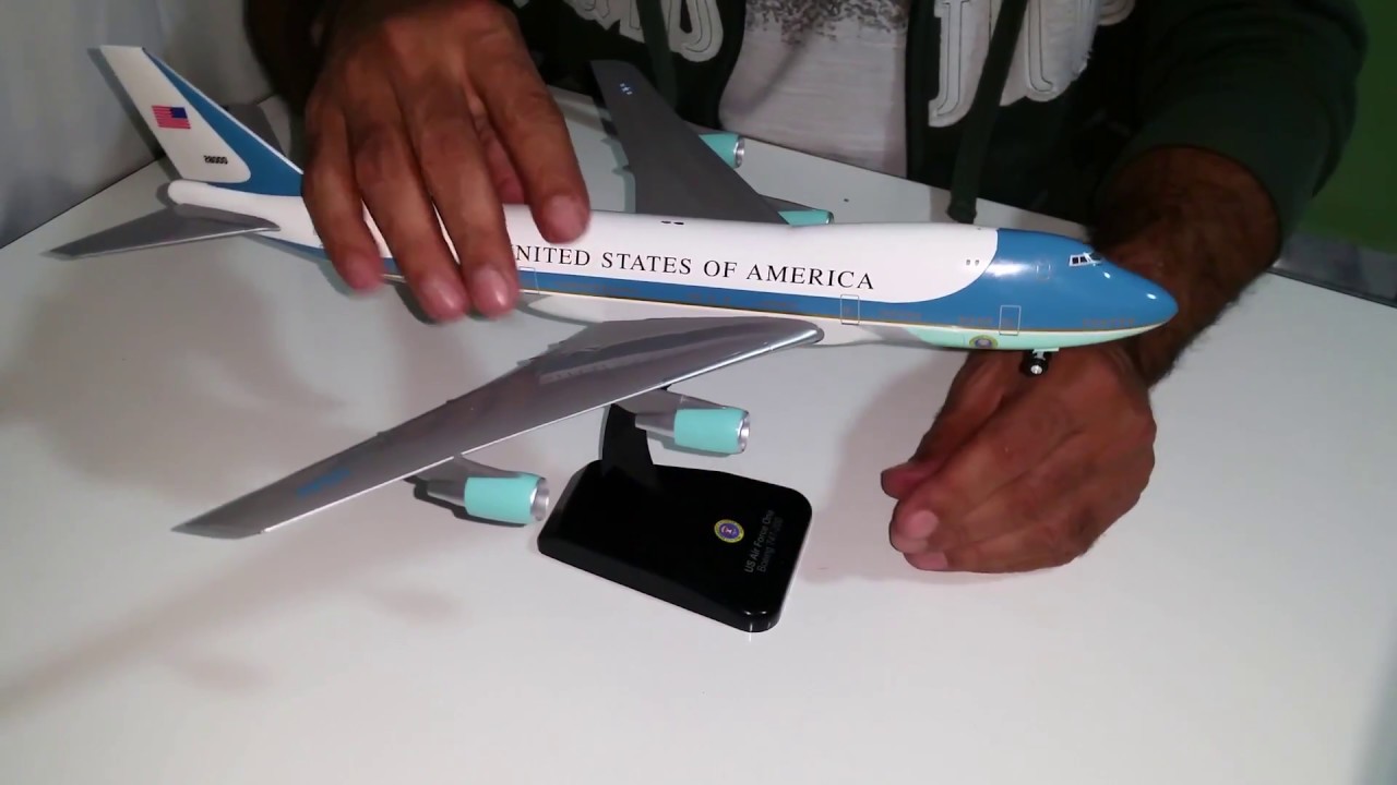 air force one model airplane