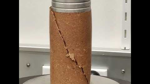Big Crack Appears in Soil #engineering #education #experiment | Unconfined Compression Test