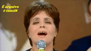 Amália Rodrigues  ---  Uma casa Portuguesa