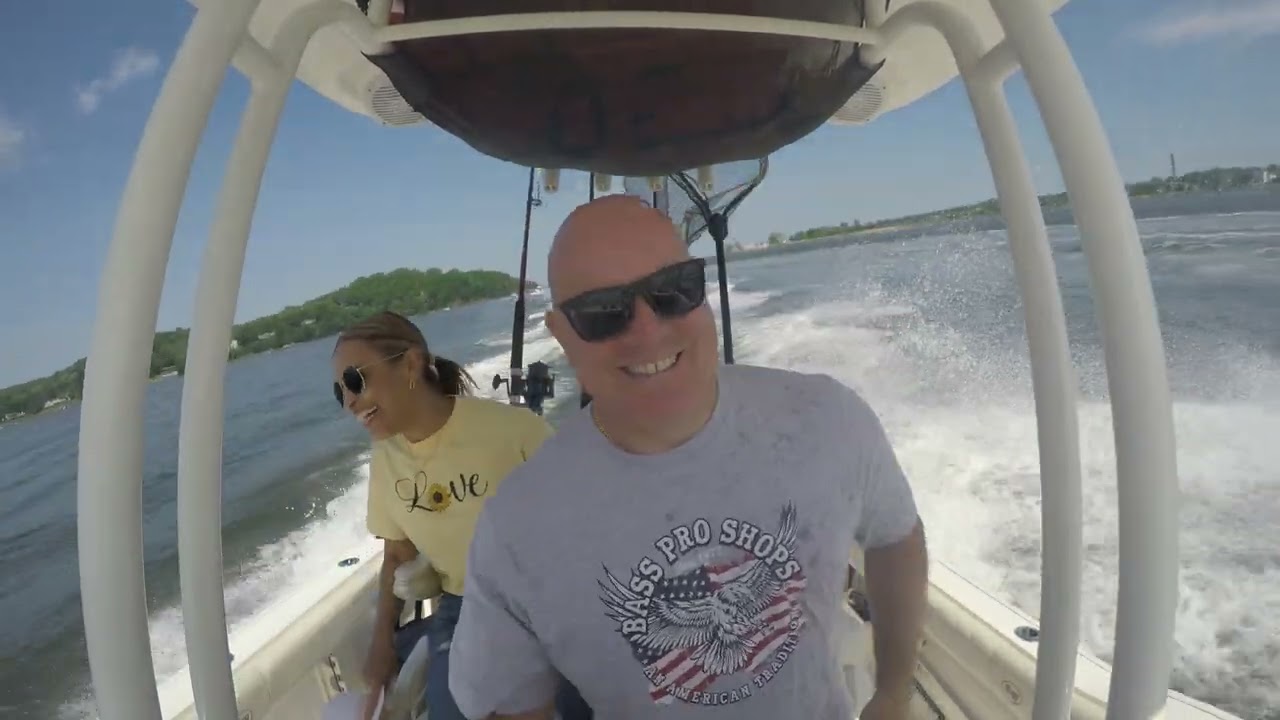 Cruising on Lady Del III - Going Fast up the Navesink River