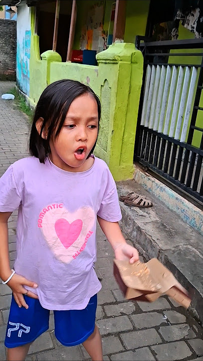 Download lagu Imi rumi in CHASING A FEARFUL CAT #trendingshorts #cat #shorts #funny