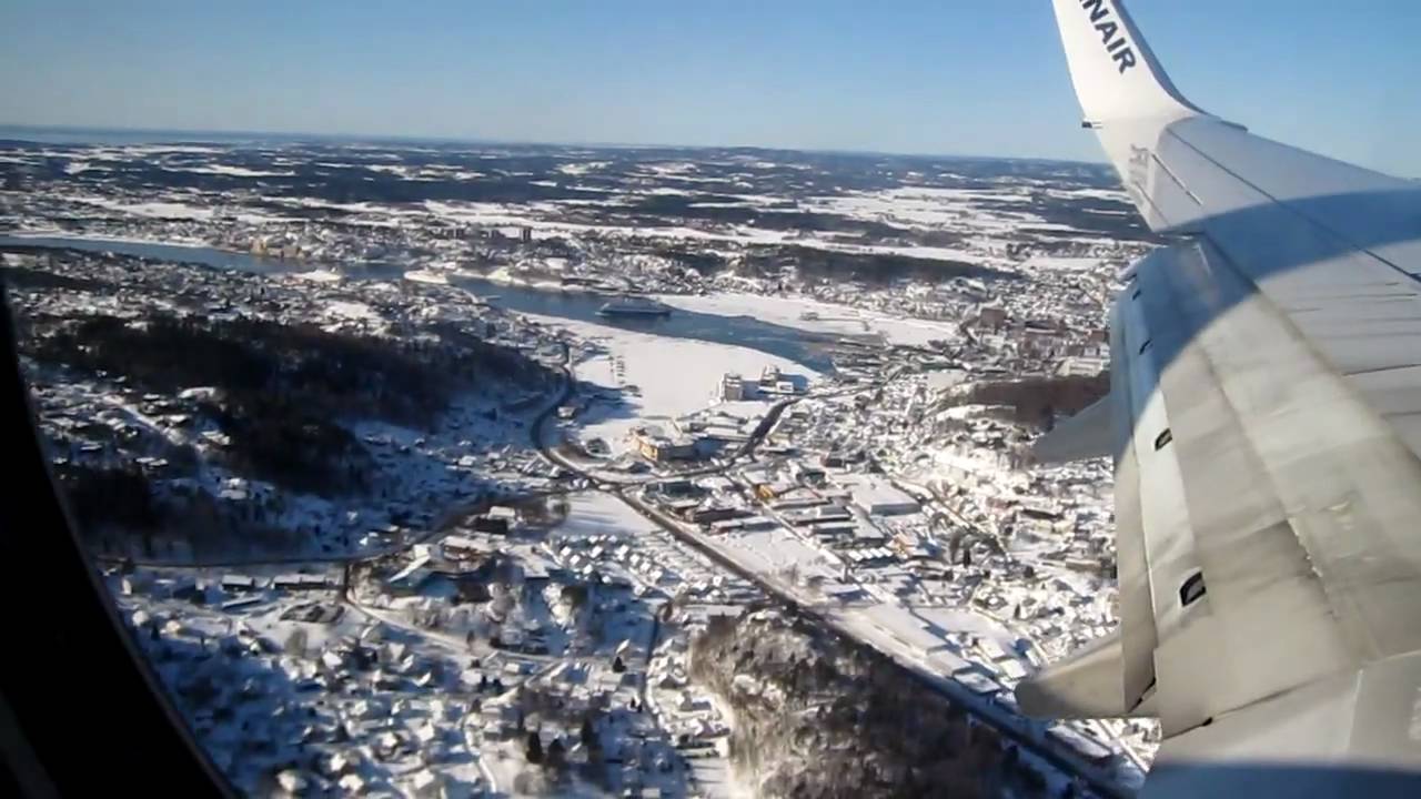 Ryan air landing at Oslo Torp YouTube