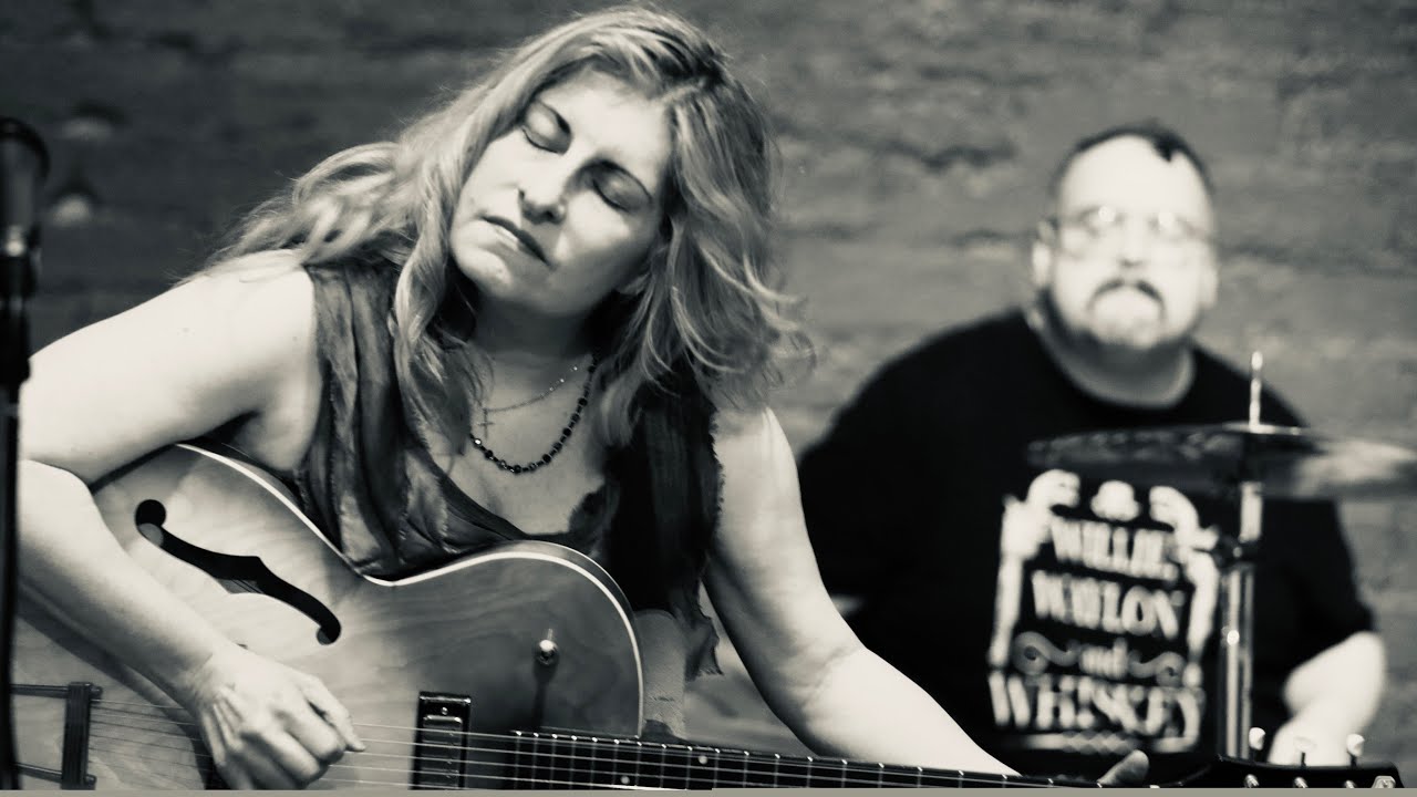 Golden Child (official video) — Delta Ondine