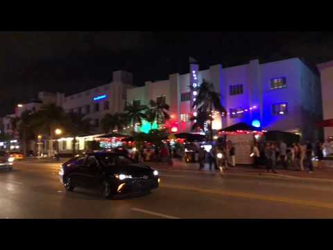 Here is Why Travelers Celebrate New Year's Eve in Miami Beach