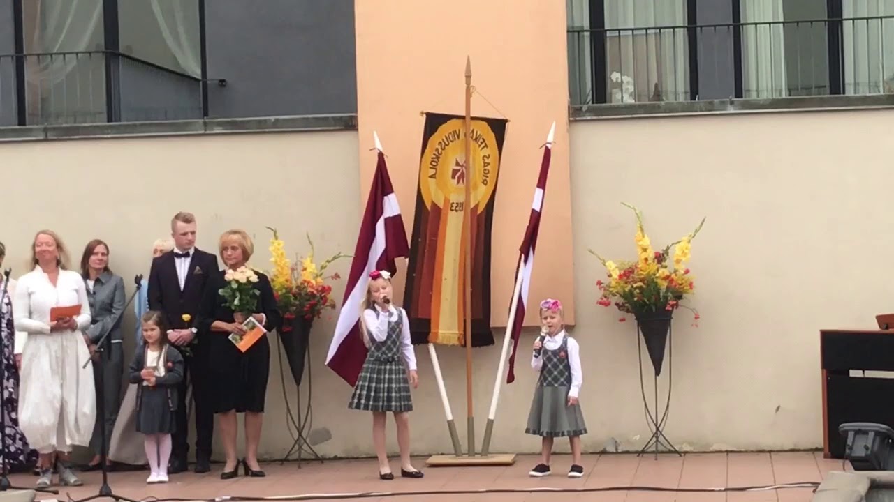 Kerija Sauliete un Kortnija Sauliete - Es domāšu par Tevi