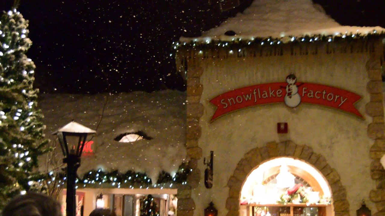 Snowing Indoors At Yankee Candle Shop YouTube