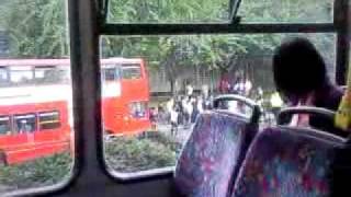 bus on fire near brixton Resimi